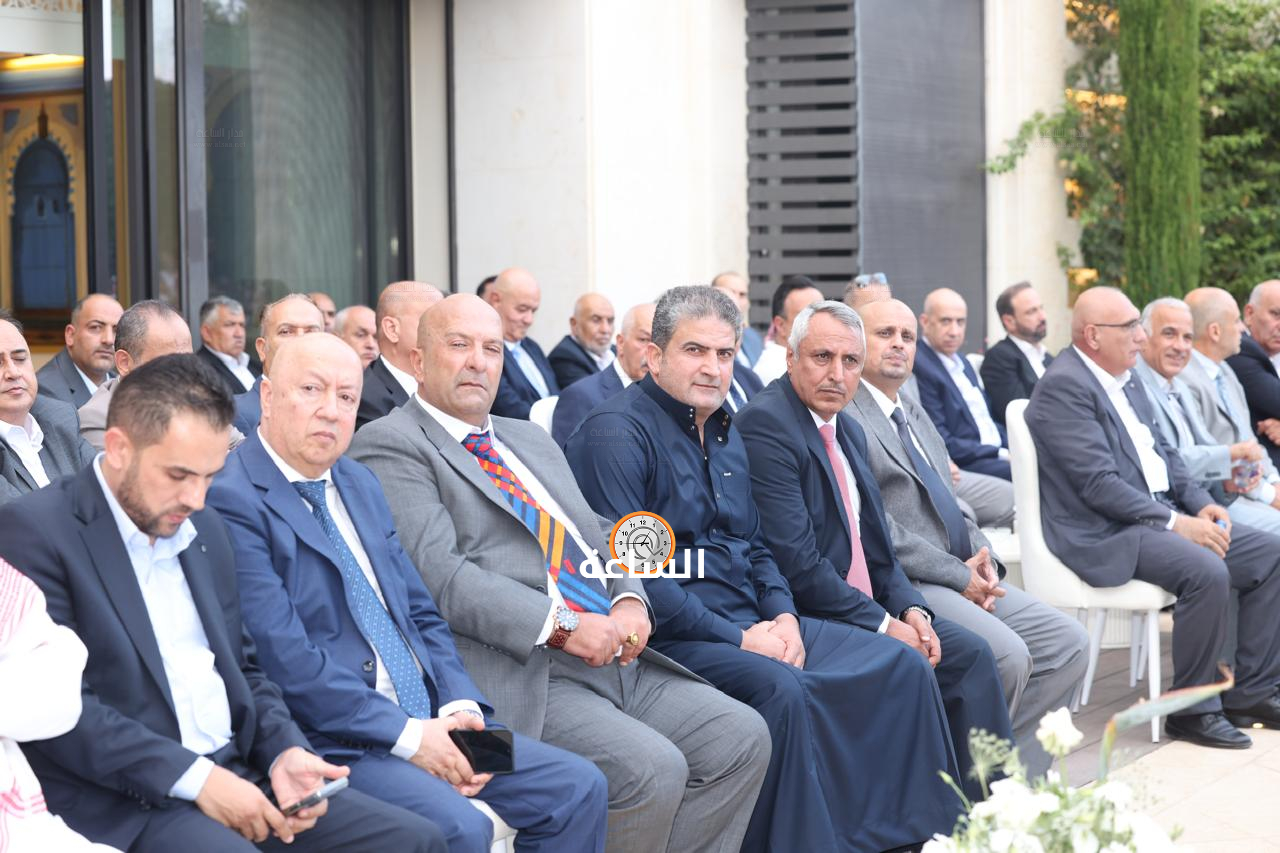 Madar Al-Saa Images 0.5025359295617062