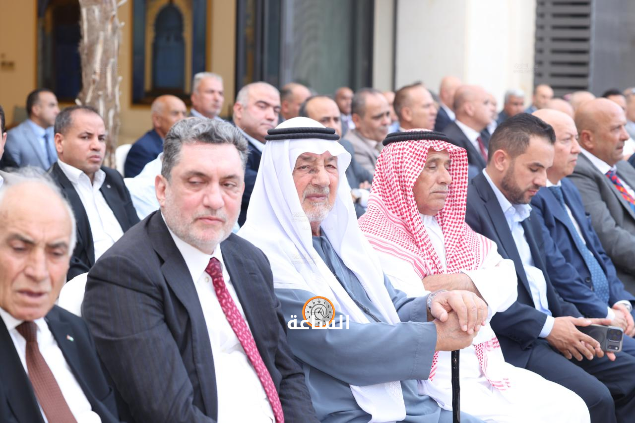 Madar Al-Saa Images 0.3676120553737423