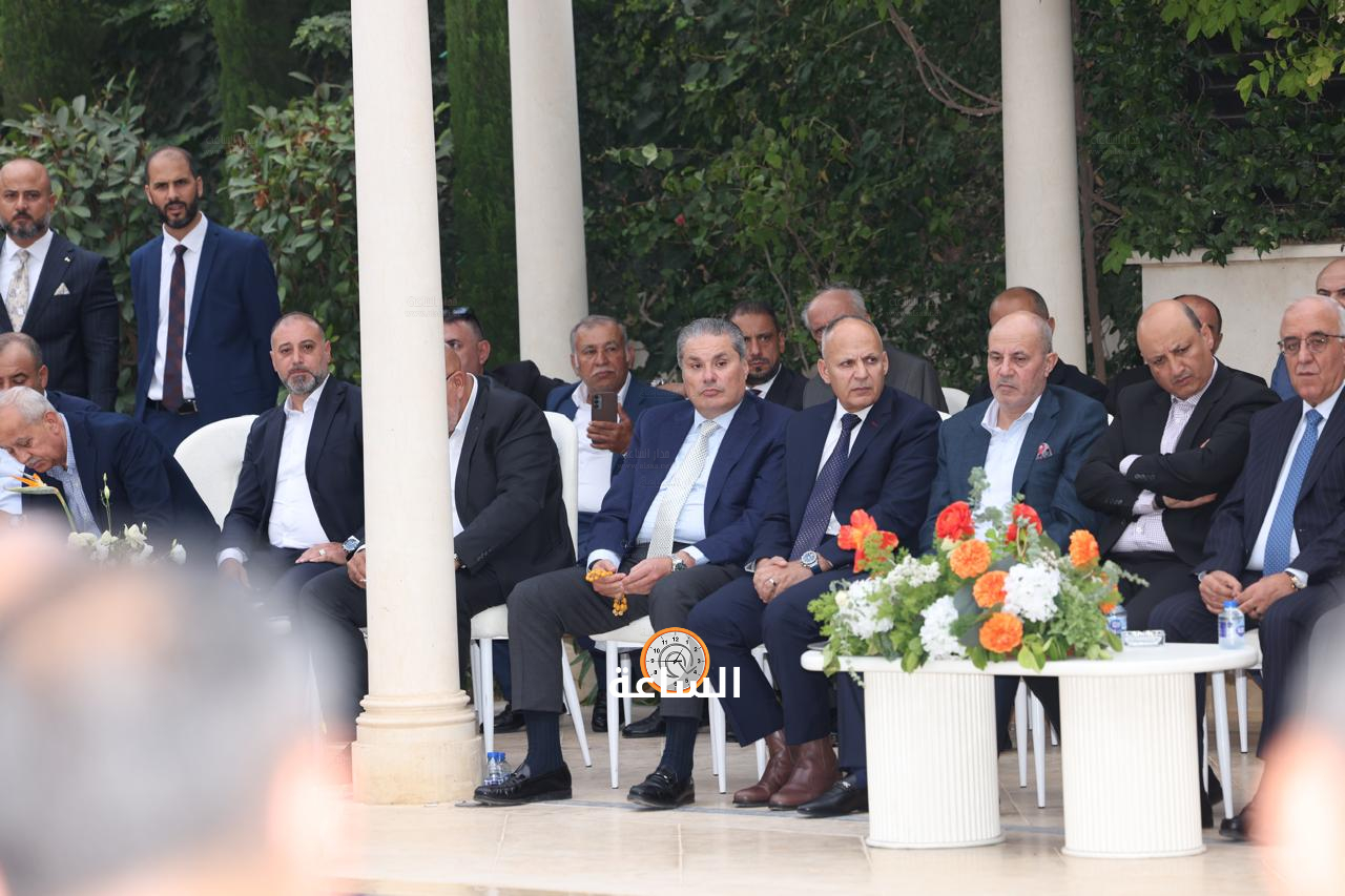 Madar Al-Saa Images 0.4419676447897317