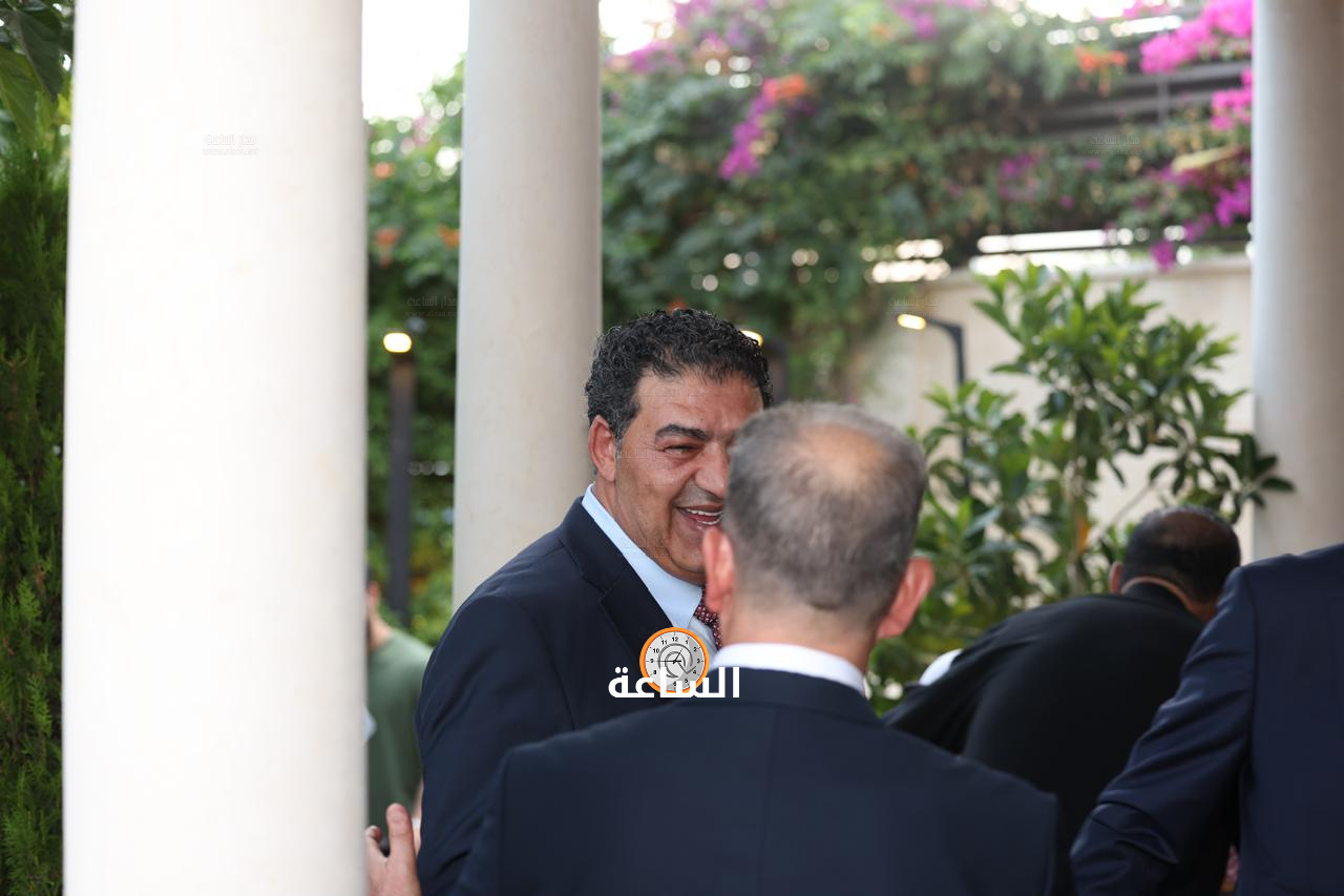 Madar Al-Saa Images 0.46312608633741514