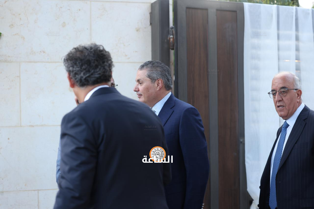 Madar Al-Saa Images 0.03877753082626134