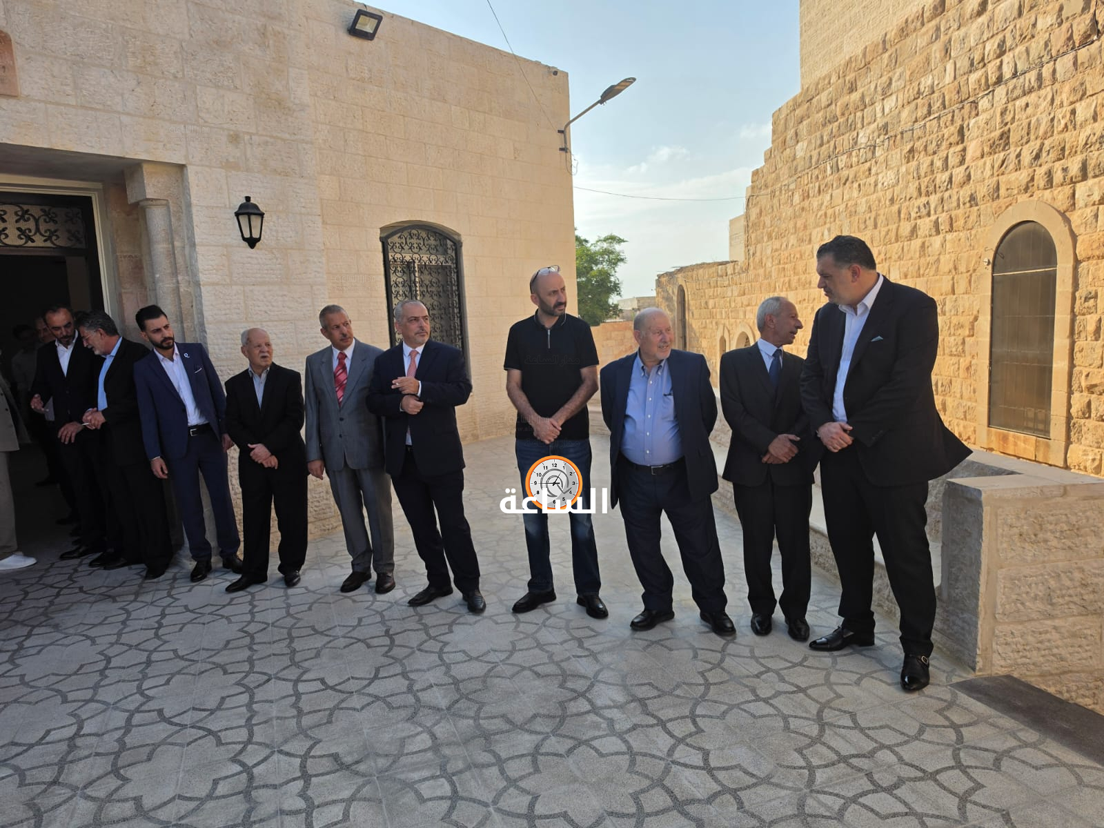 Madar Al-Saa Images 0.5818026599613136
