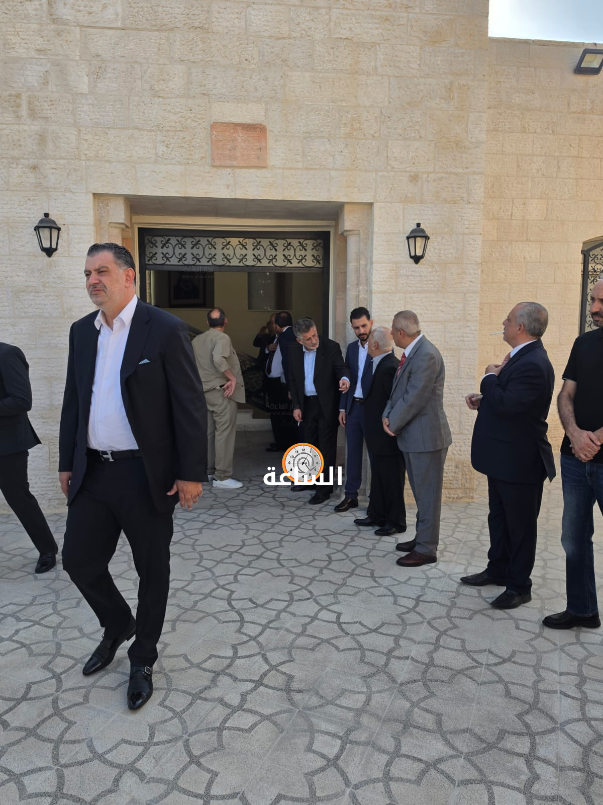Madar Al-Saa Images 0.3903147993808578