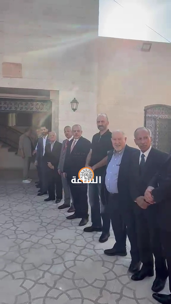 Madar Al-Saa Images 0.8747882387906184