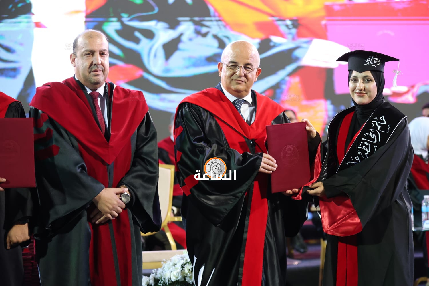 Madar Al-Saa Images 0.06393533747308977