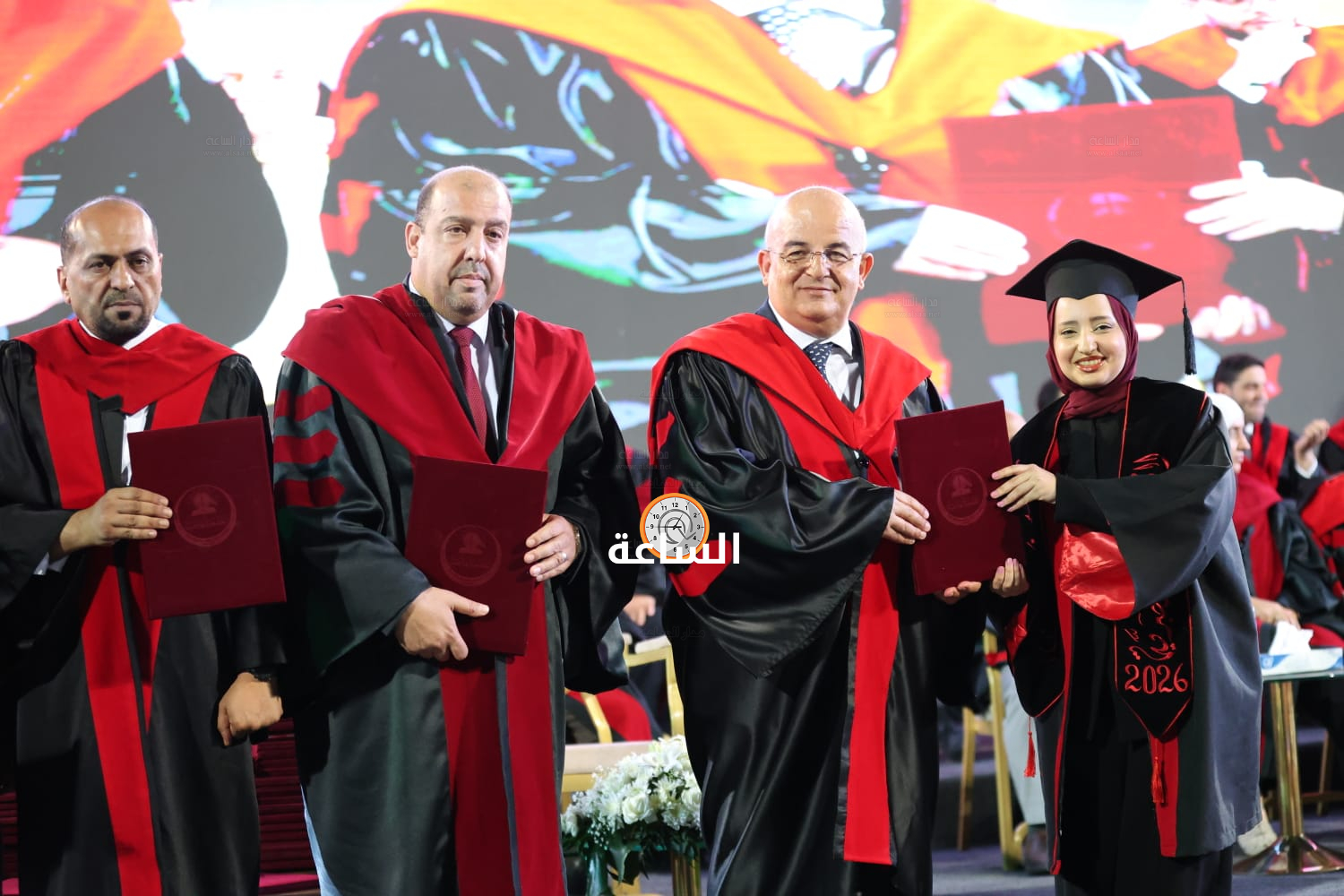 Madar Al-Saa Images 0.9841180835599748
