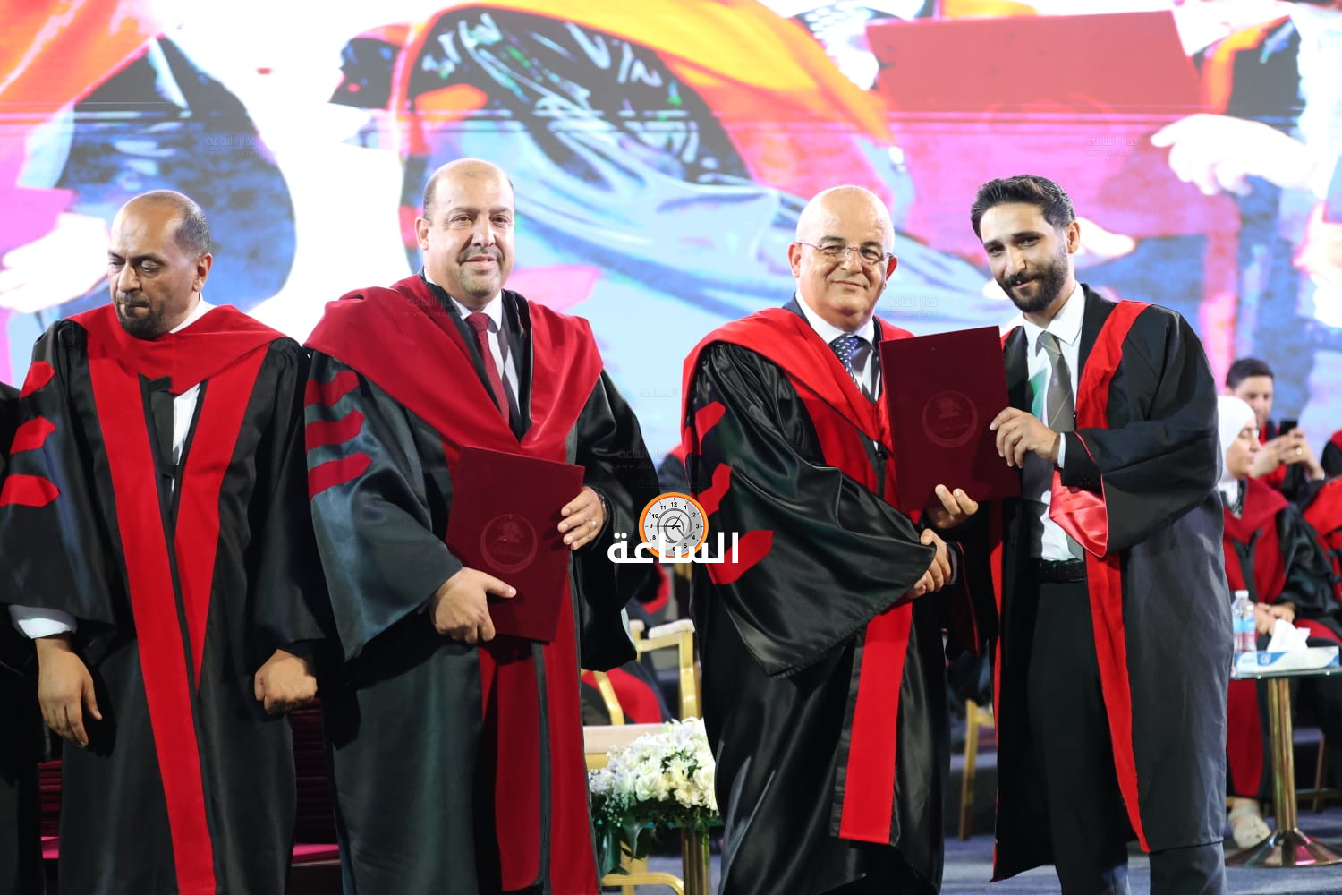 Madar Al-Saa Images 0.7331589588205836