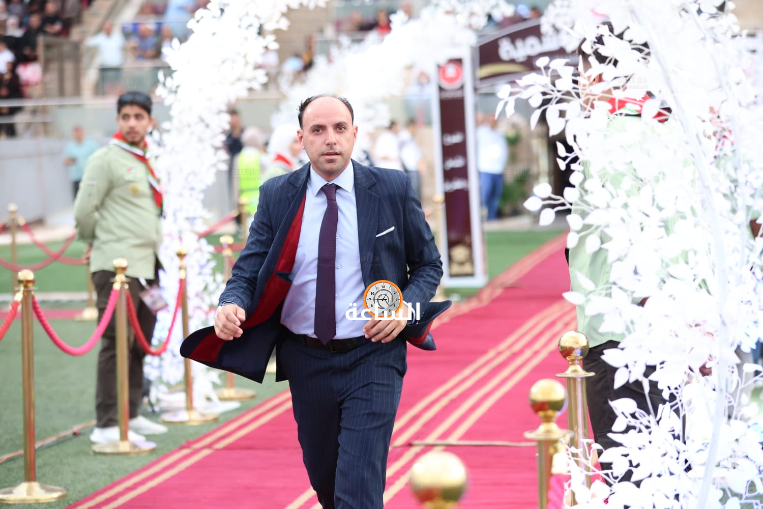Madar Al-Saa Images 0.449311514726909