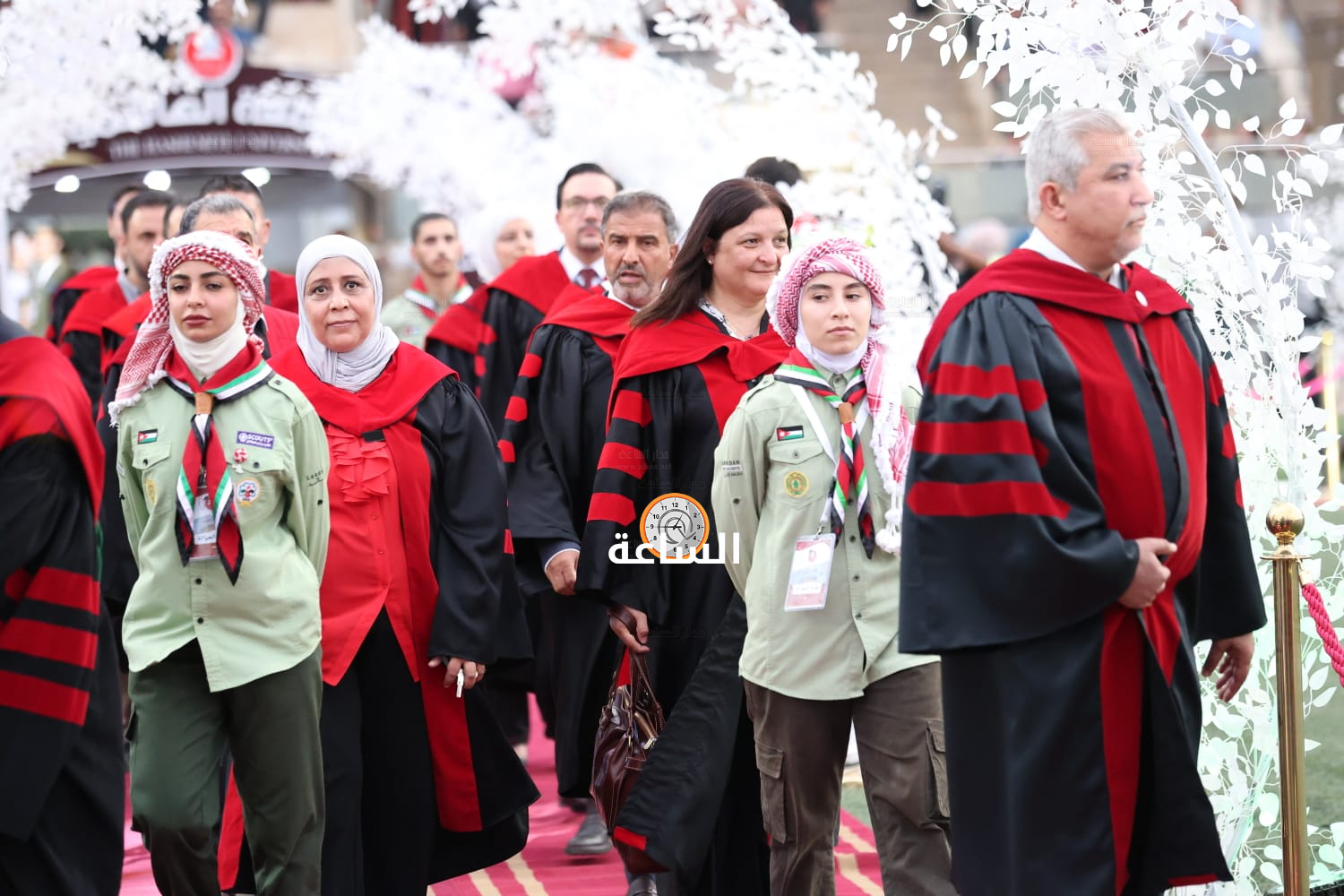 Madar Al-Saa Images 0.8956899204544193