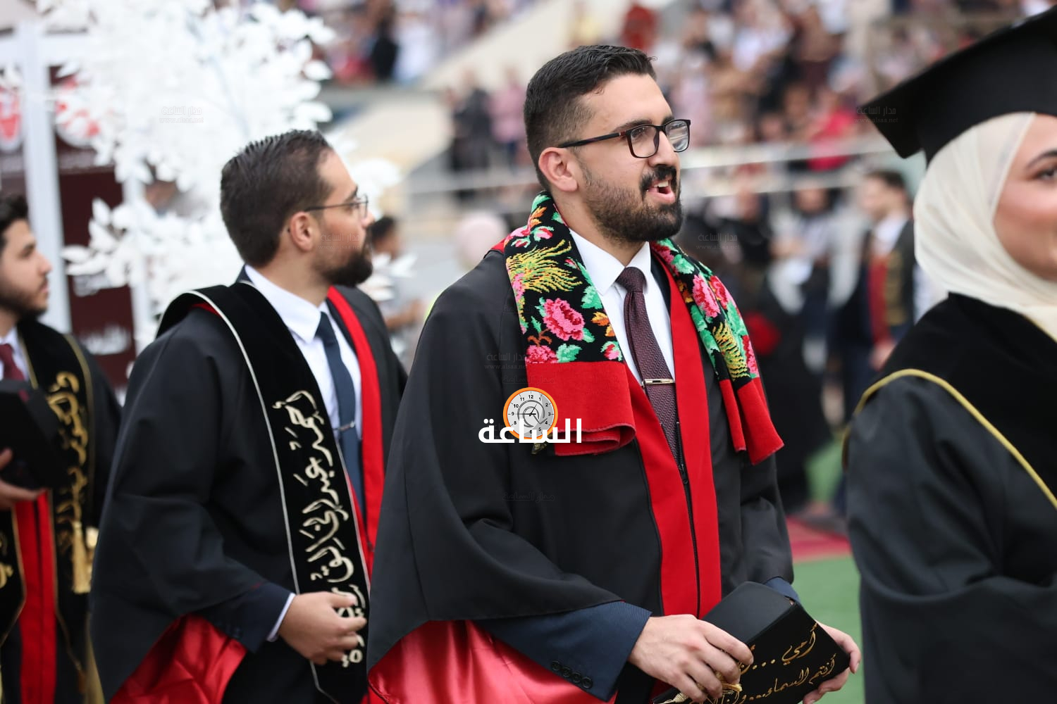 Madar Al-Saa Images 0.9480287189245634