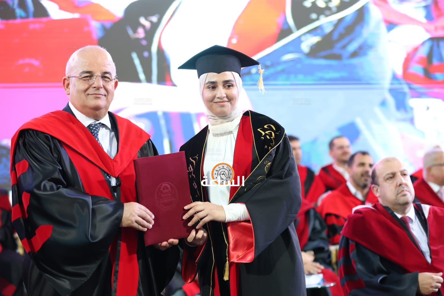 Madar Al-Saa Images 0.3678528338043081