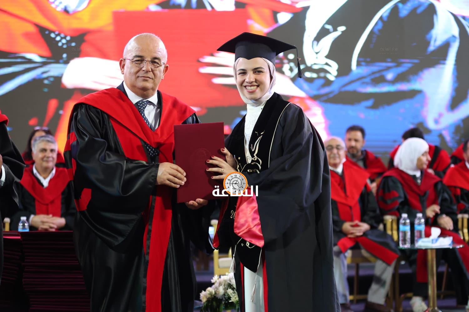 Madar Al-Saa Images 0.554187220859305