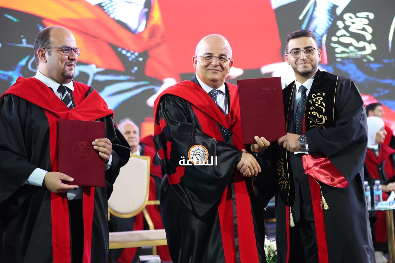 Madar Al-Saa Images 0.5700099157689583