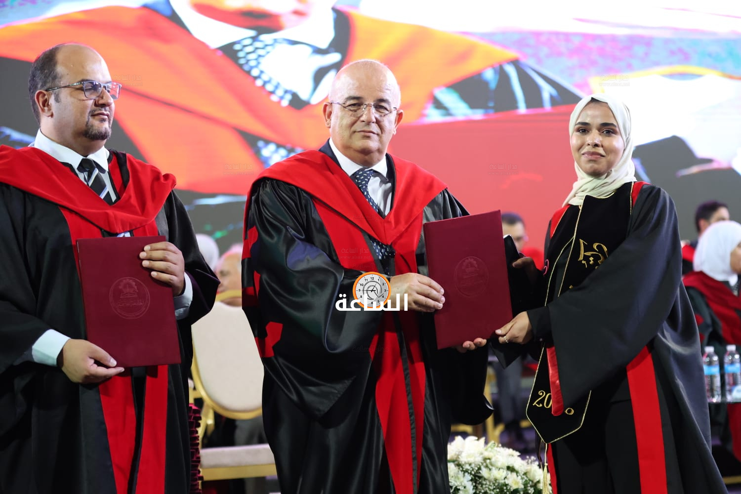 Madar Al-Saa Images 0.6998334496397468