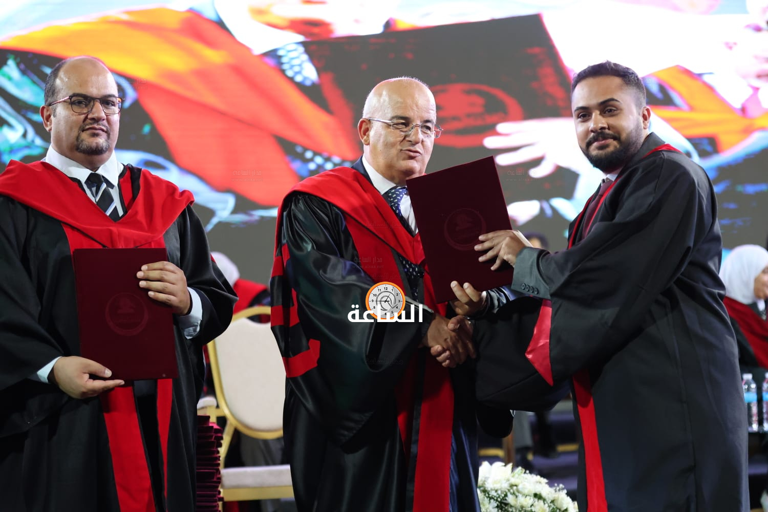Madar Al-Saa Images 0.07132367743045631