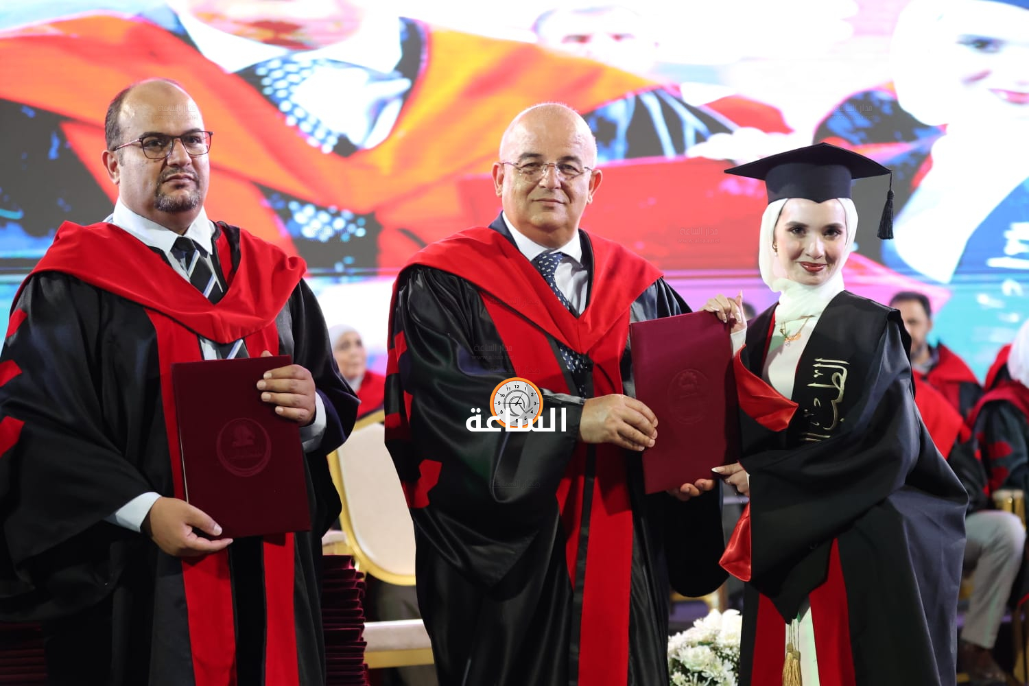 Madar Al-Saa Images 0.7094124442486324