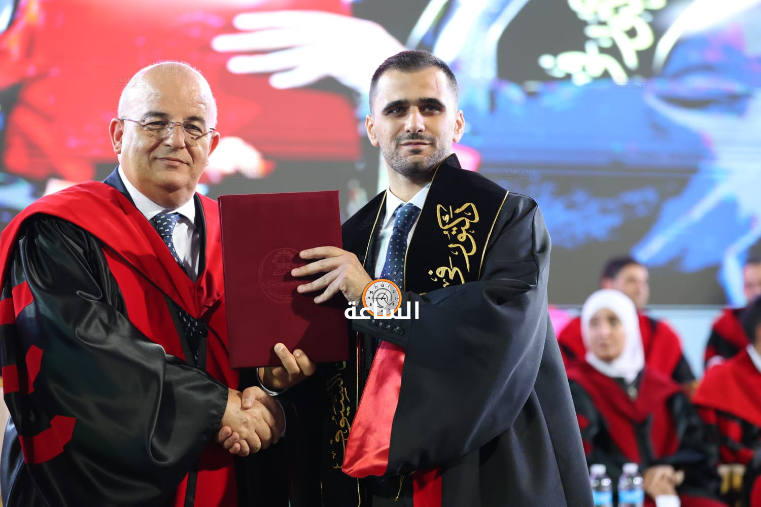 Madar Al-Saa Images 0.3207374913024531
