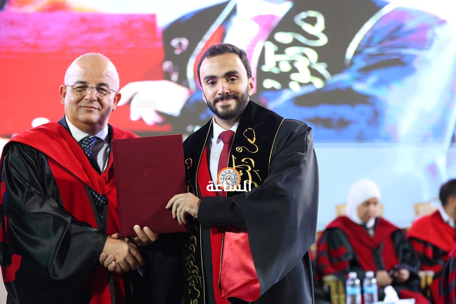 Madar Al-Saa Images 0.09583349327492308