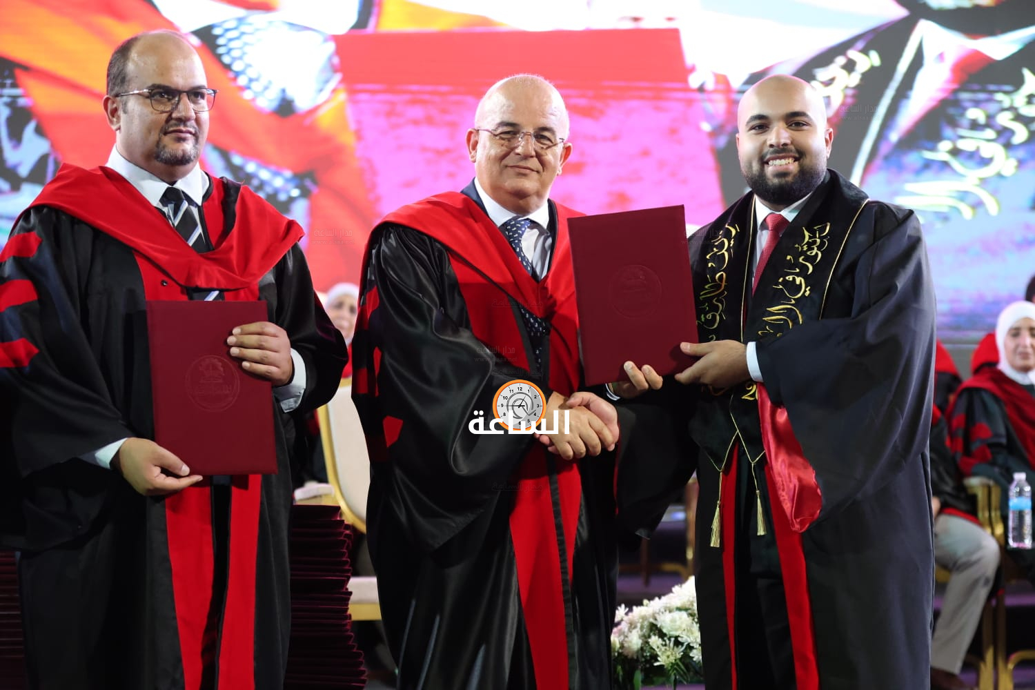 Madar Al-Saa Images 0.3333697268130543