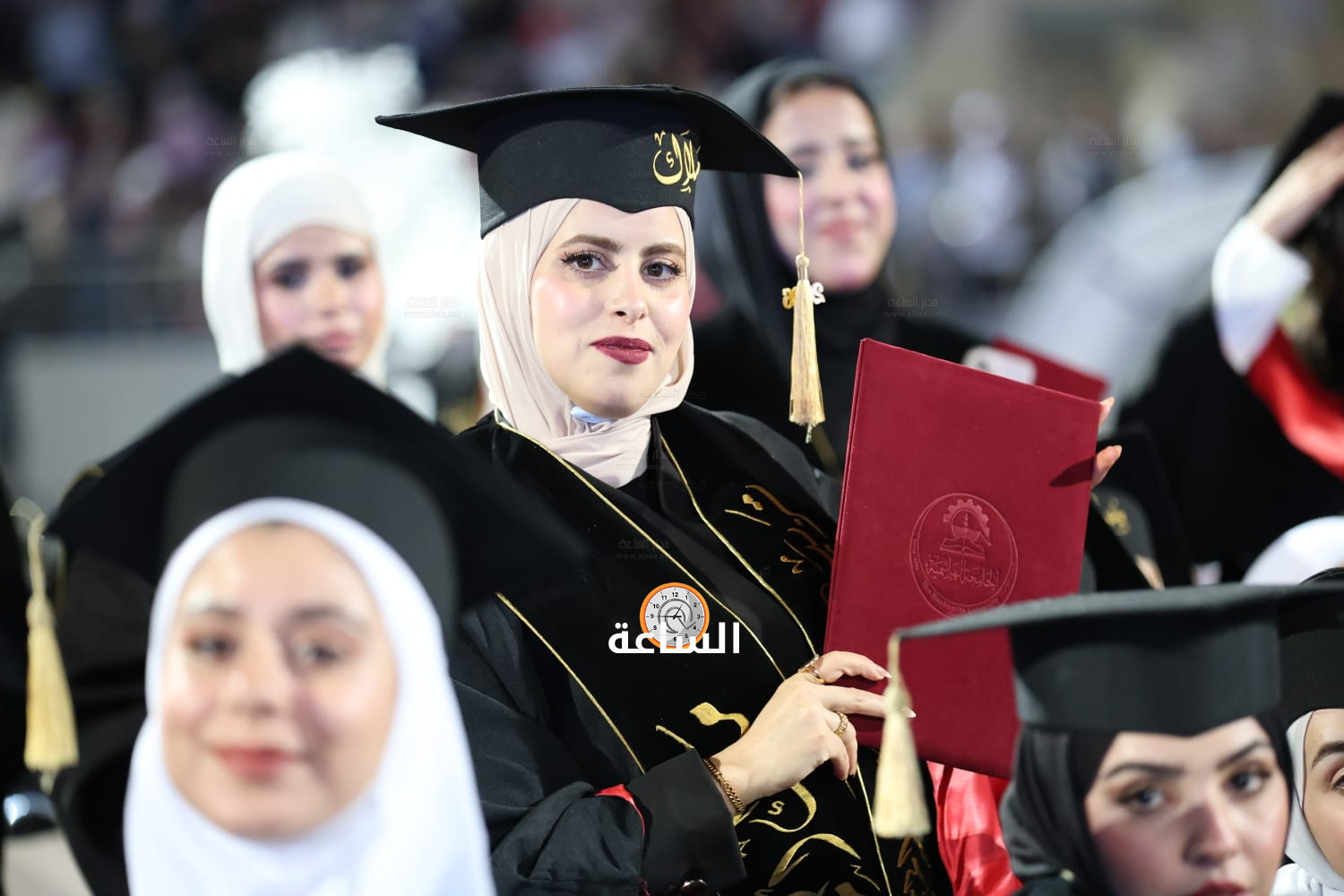 Madar Al-Saa Images 0.9003305183687565