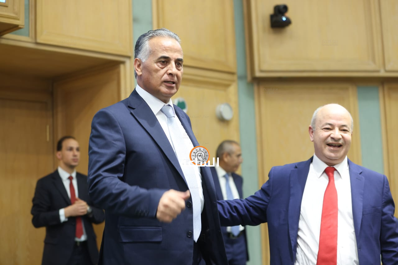 Madar Al-Saa Images 0.7934204973503975