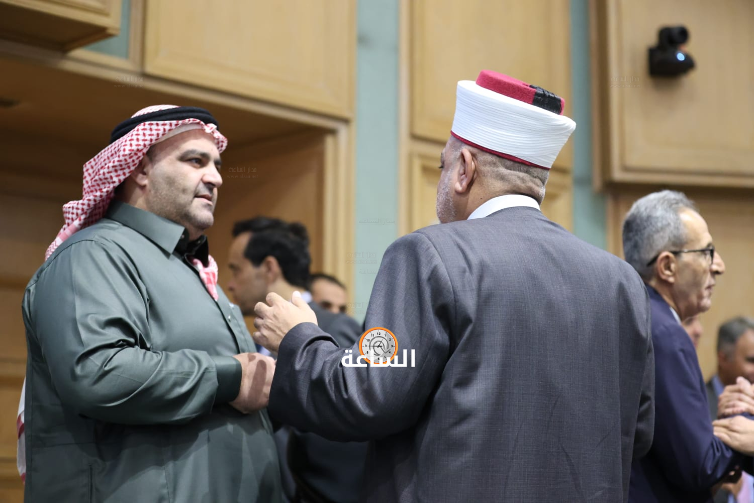 Madar Al-Saa Images 0.15142245558863887