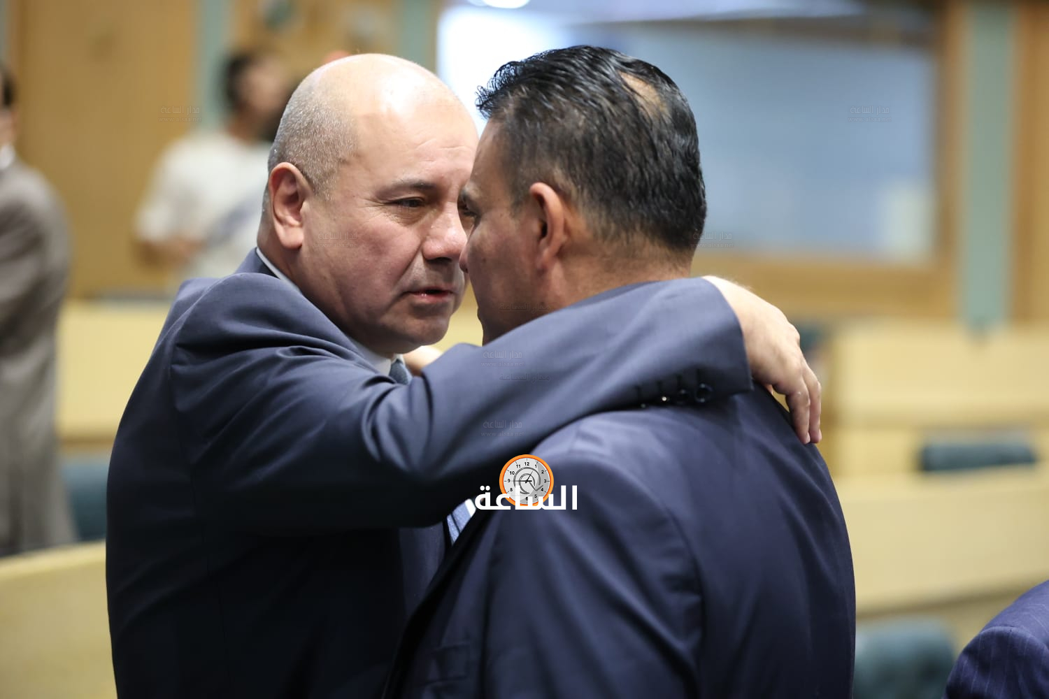 Madar Al-Saa Images 0.48064472883187603