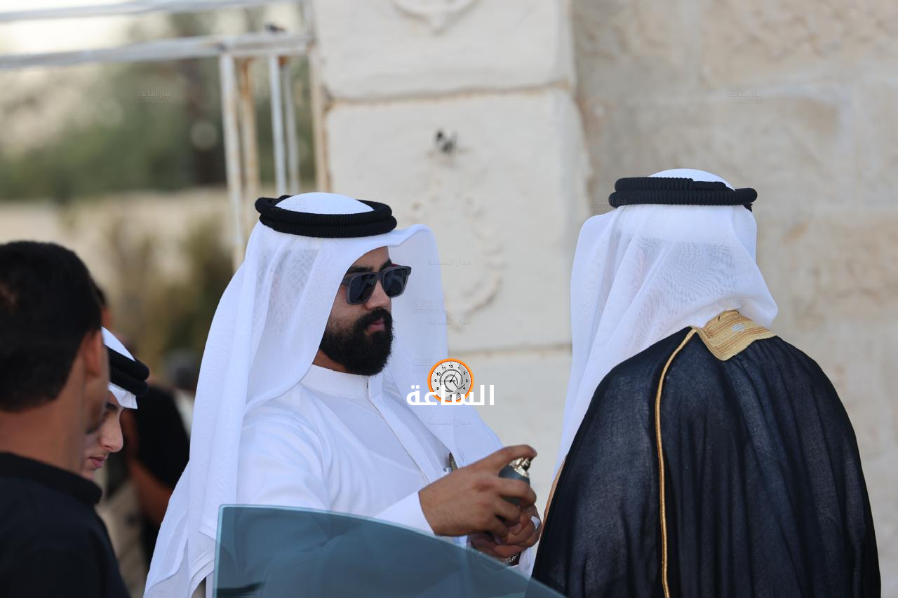 Madar Al-Saa Images 0.34827591625871324