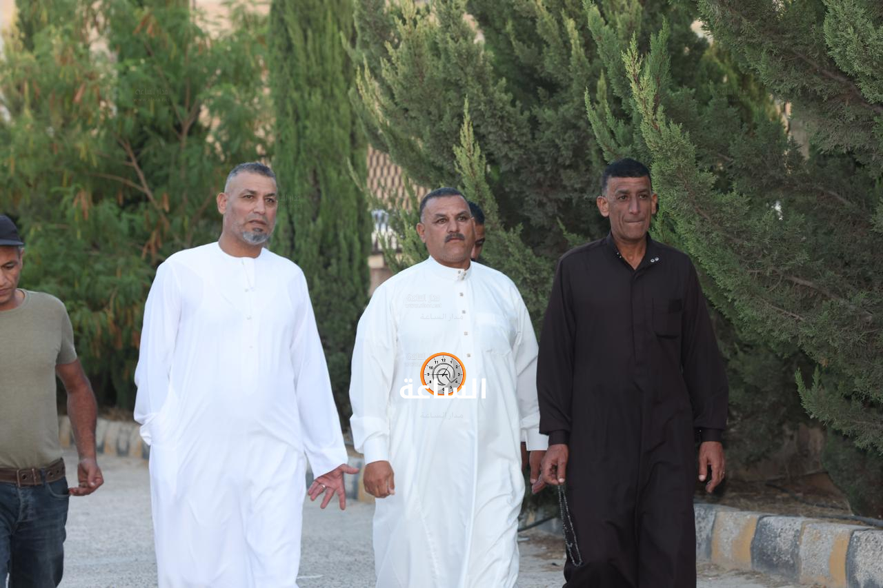 Madar Al-Saa Images 0.44176366775863496