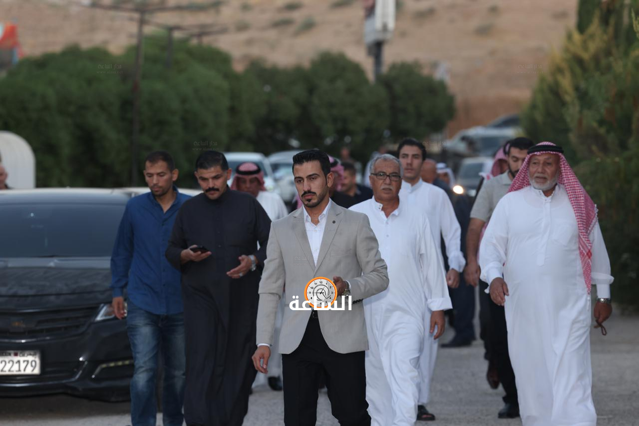 Madar Al-Saa Images 0.707354373899915