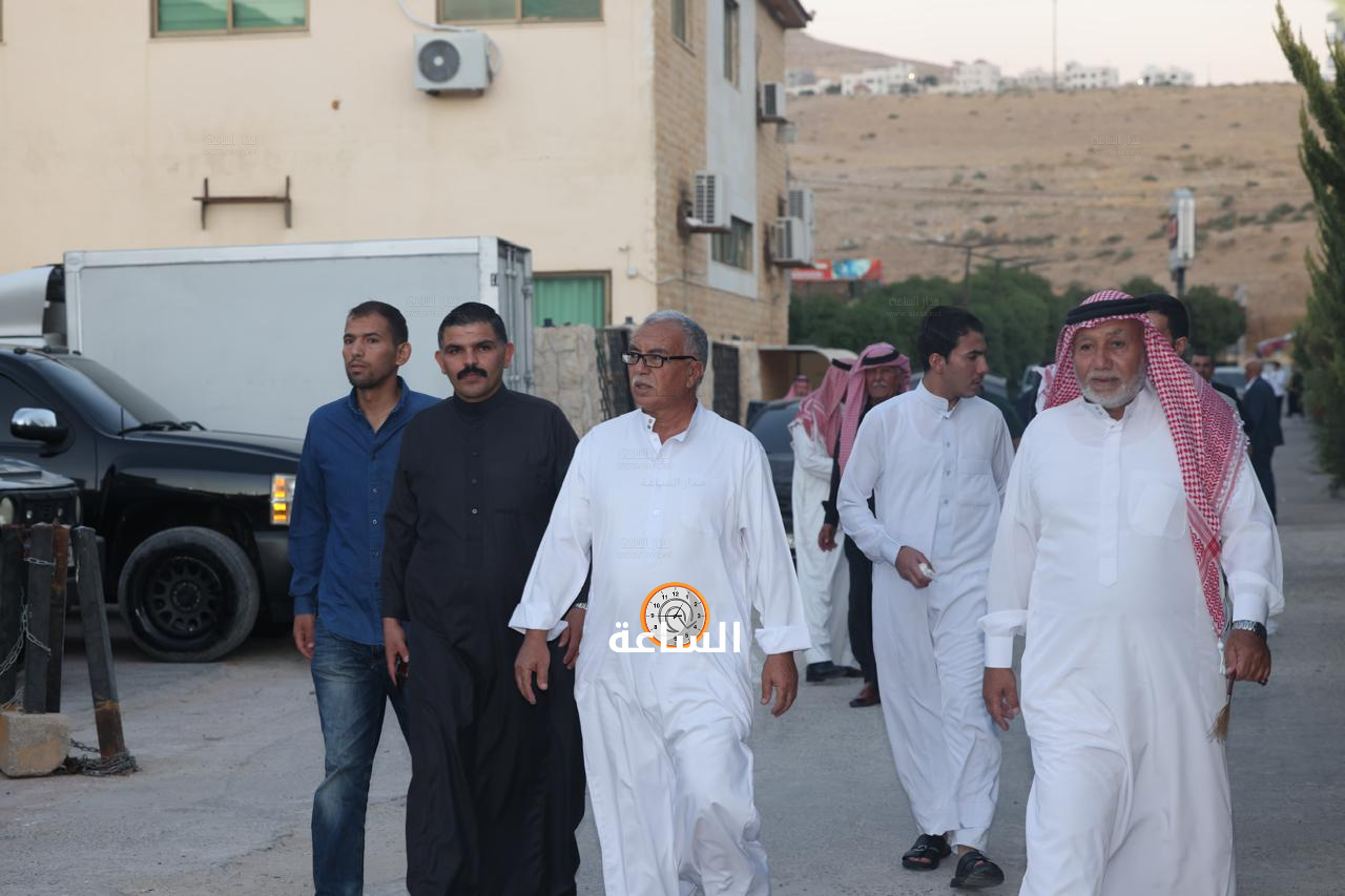 Madar Al-Saa Images 0.1474837305665767