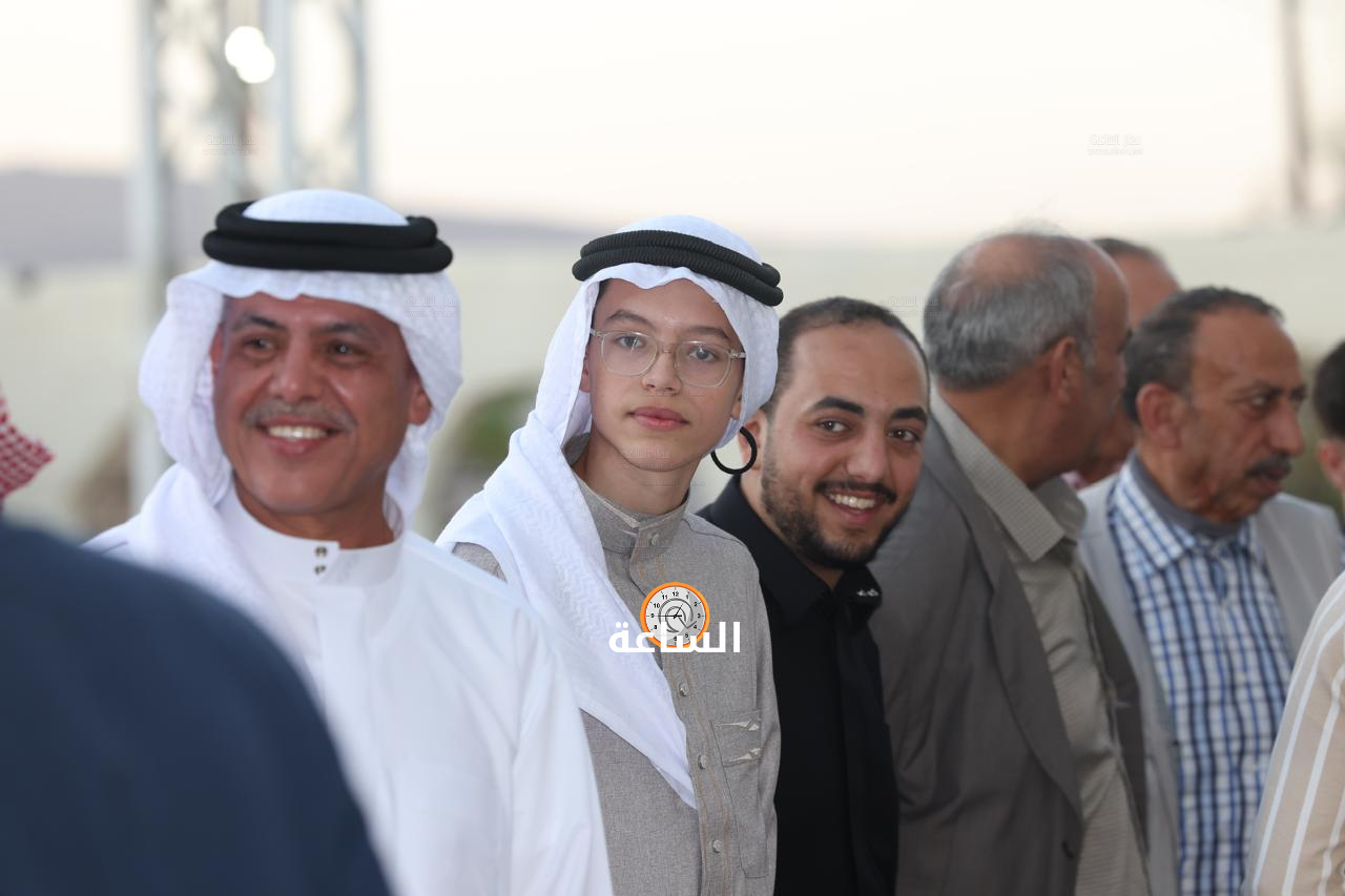 Madar Al-Saa Images 0.08028132285061285