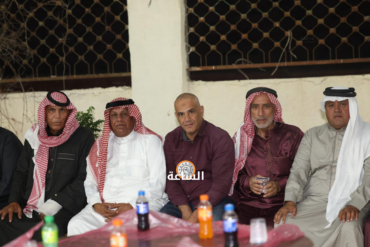Madar Al-Saa Images 0.15296505908435176