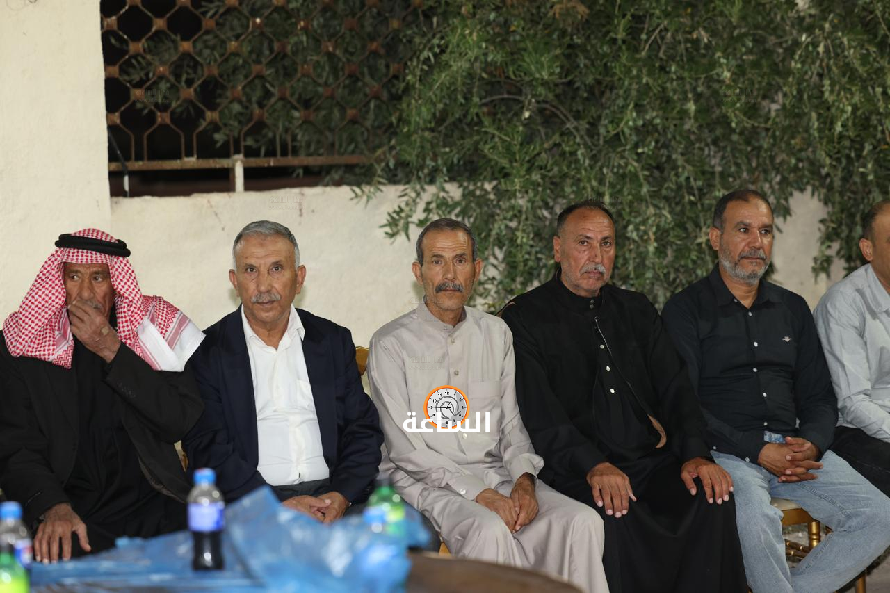 Madar Al-Saa Images 0.454606273969936