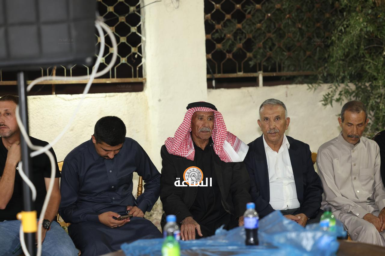 Madar Al-Saa Images 0.43221091421594426