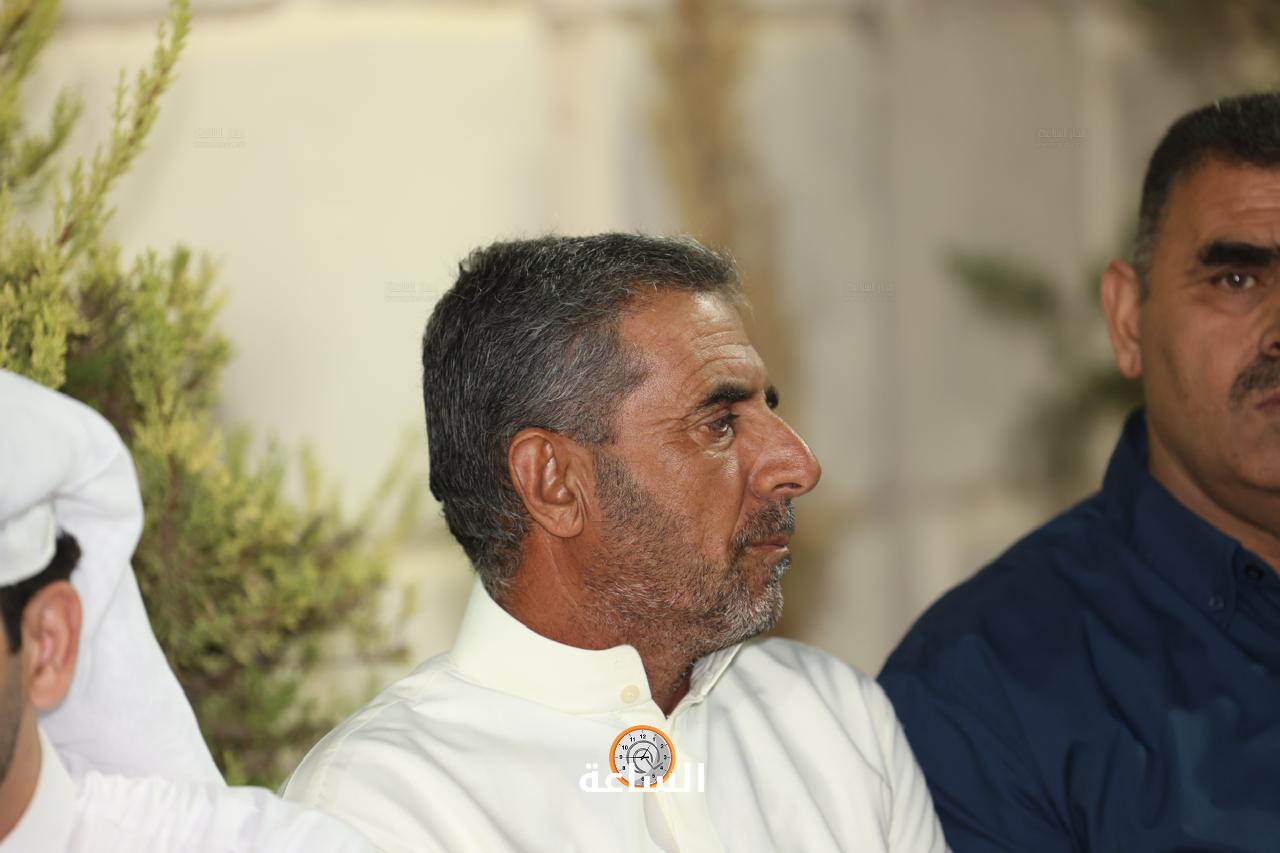 Madar Al-Saa Images 0.3842887063086874
