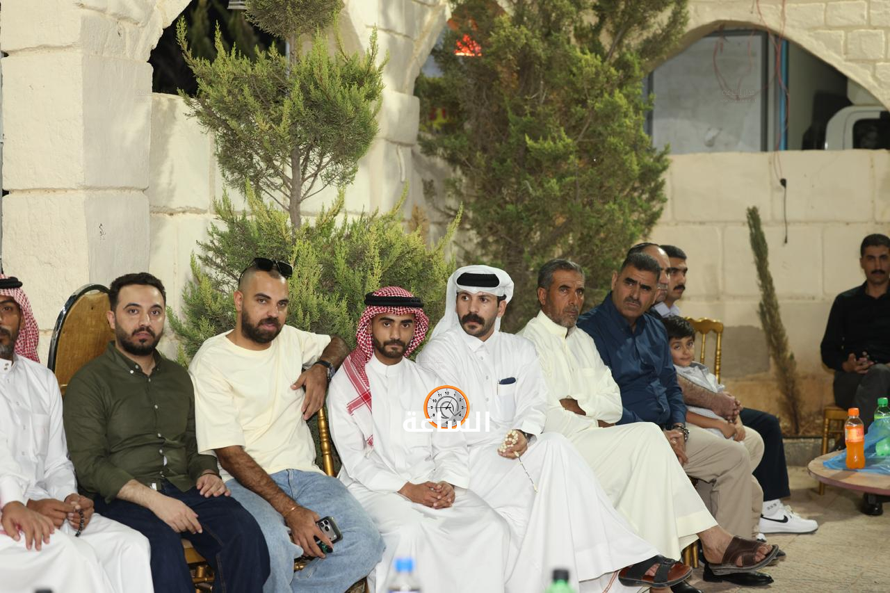 Madar Al-Saa Images 0.05347181792871514