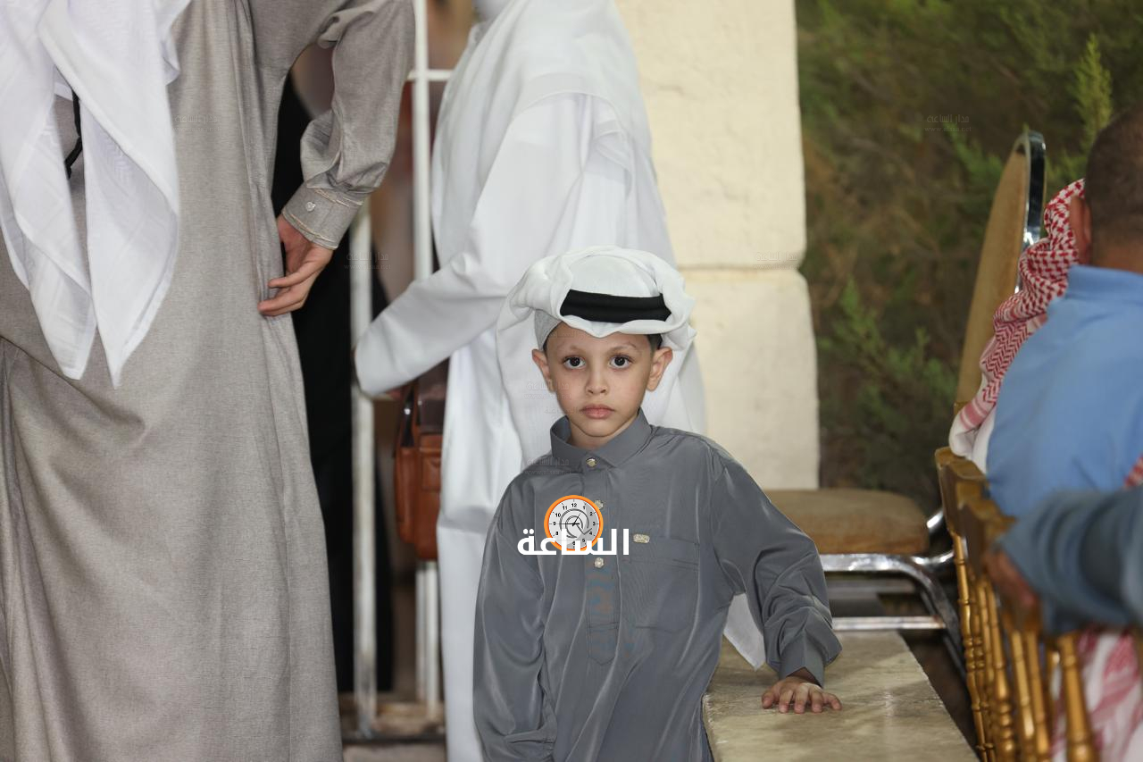 Madar Al-Saa Images 0.7619539631756609