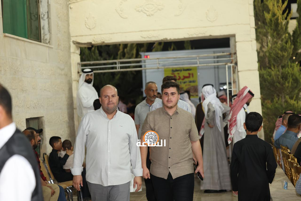 Madar Al-Saa Images 0.18949914937317003