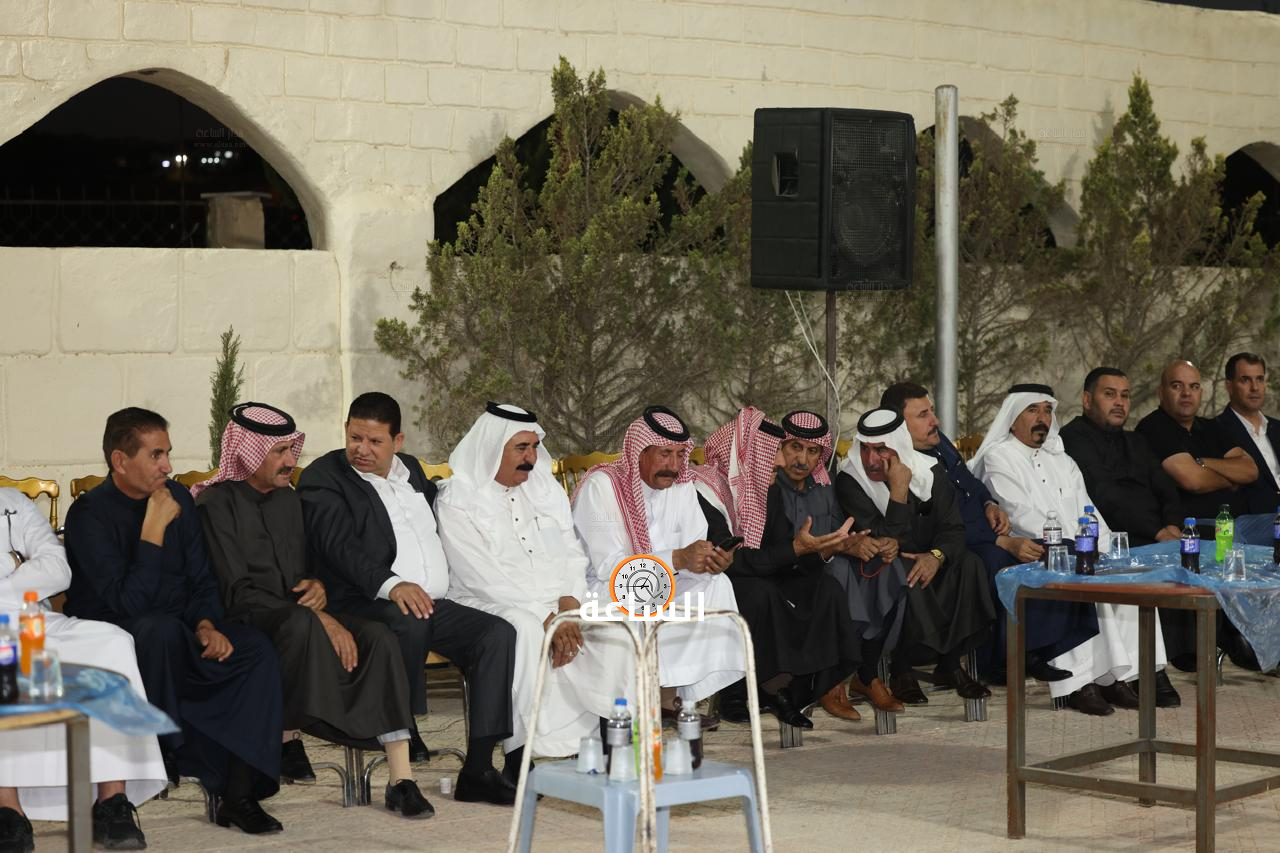 Madar Al-Saa Images 0.930470077941344