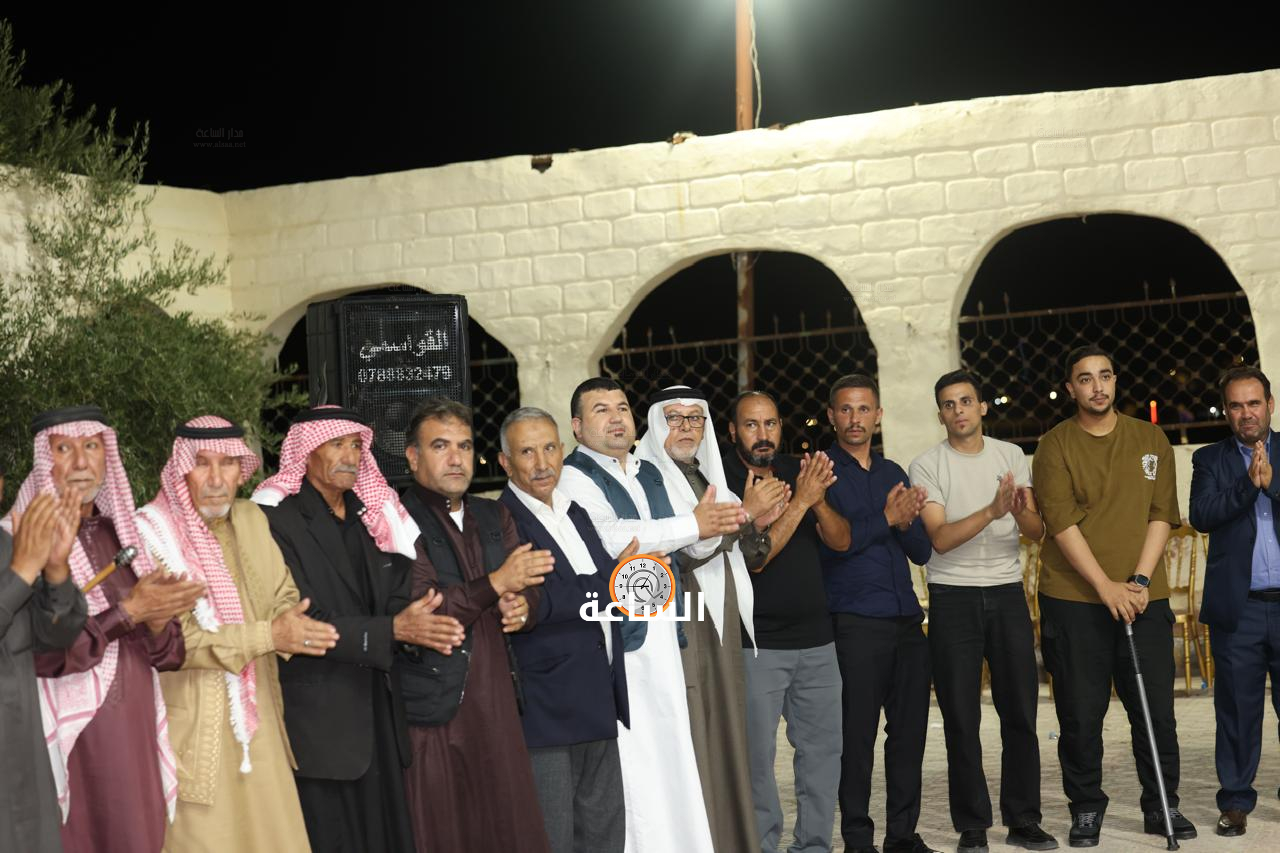 Madar Al-Saa Images 0.48813602804047374