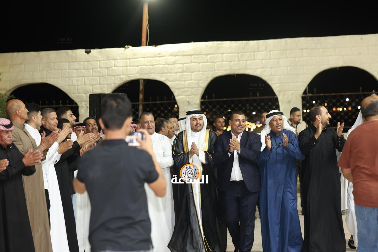 Madar Al-Saa Images 0.6152320733113984