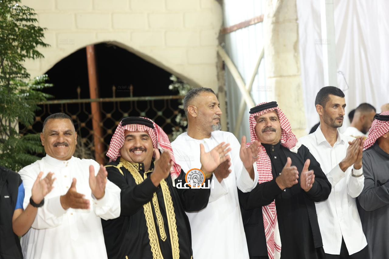Madar Al-Saa Images 0.00010845958249894316