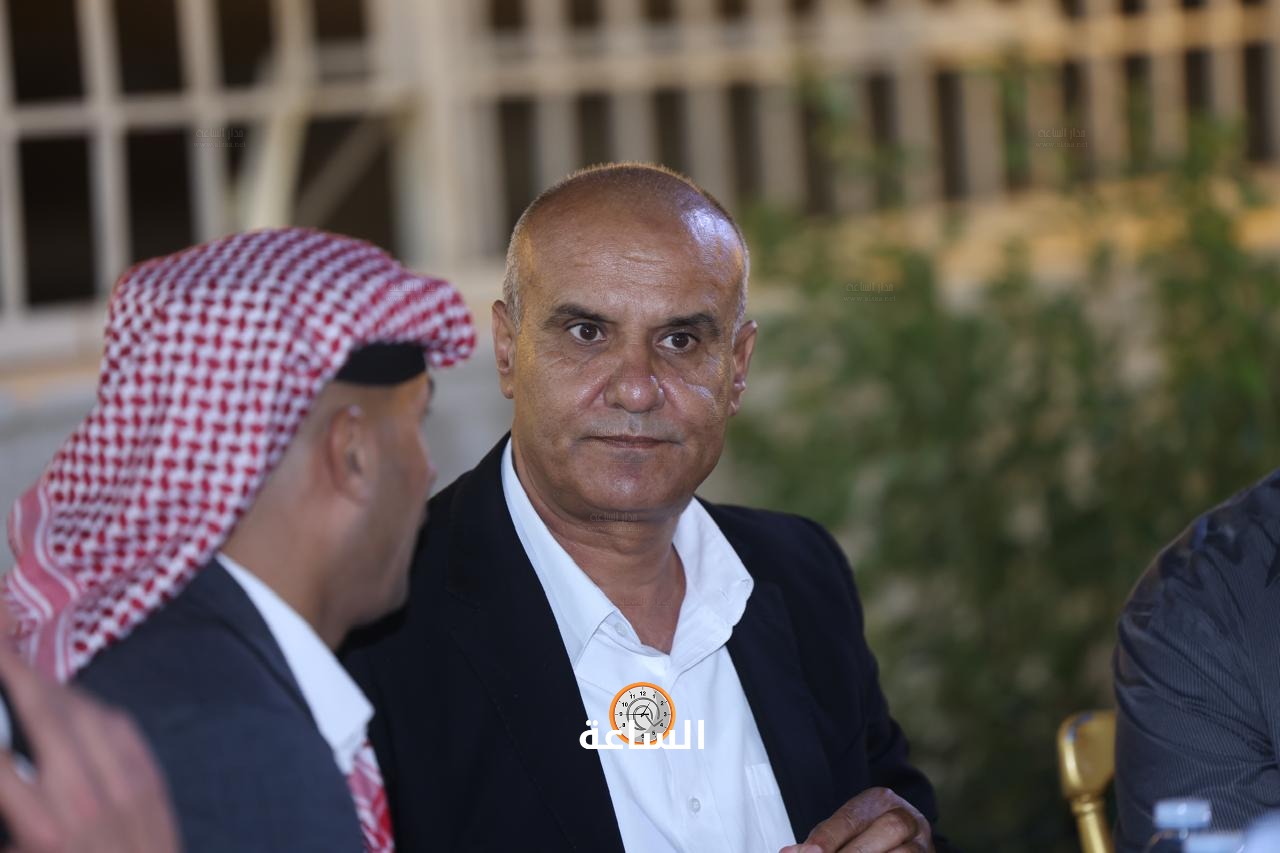 Madar Al-Saa Images 0.4297700586024671