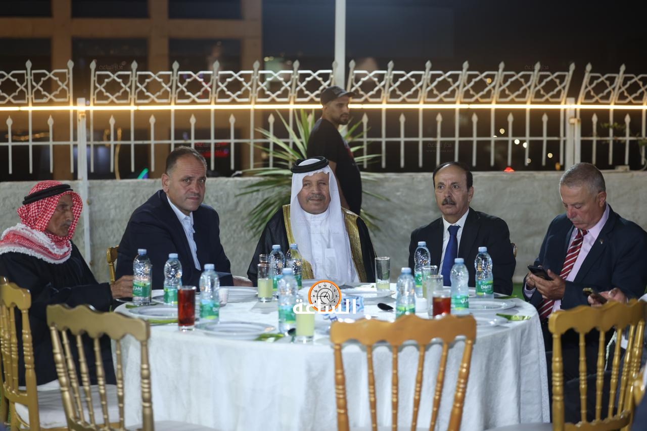 Madar Al-Saa Images 0.27421478293199186