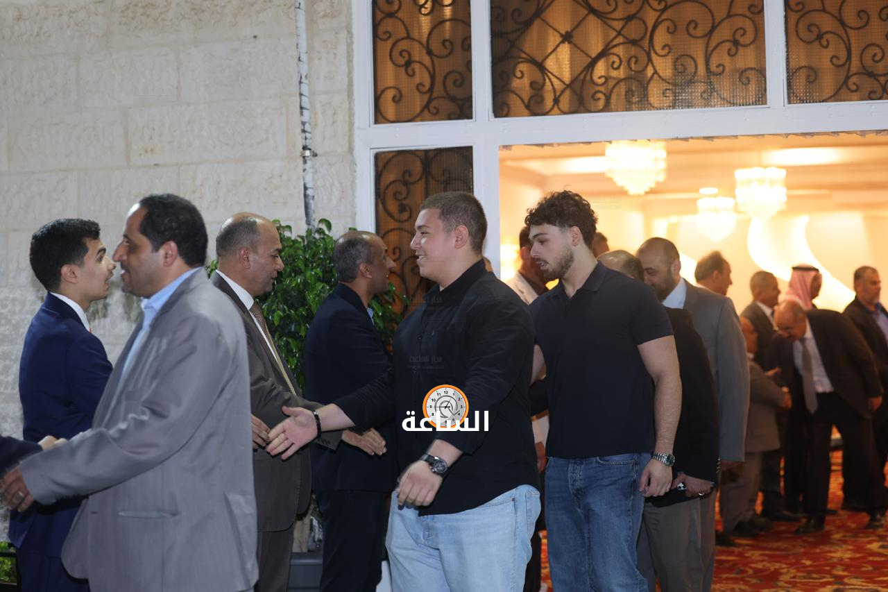 Madar Al-Saa Images 0.8703659717793909