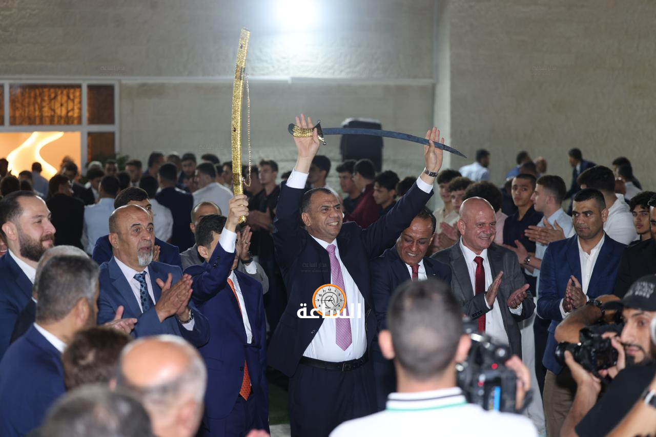 Madar Al-Saa Images 0.7470602163419798
