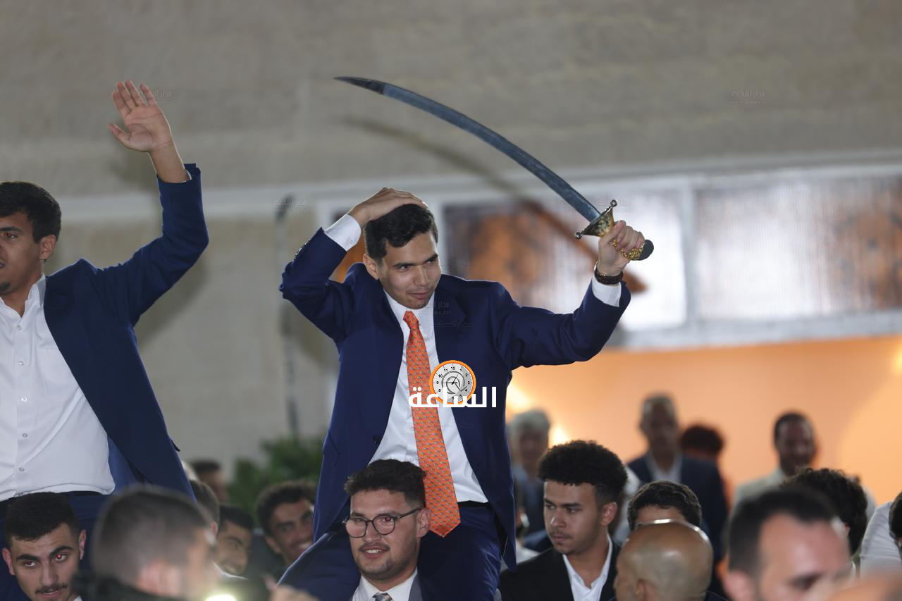 Madar Al-Saa Images 0.1499599924669507