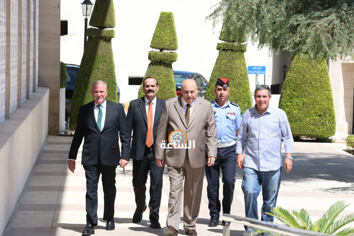 Madar Al-Saa Images 0.0895759469978572