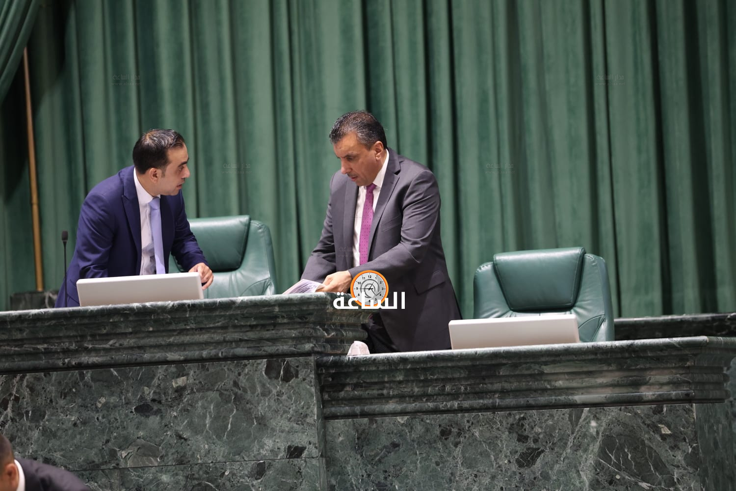 Madar Al-Saa Images 0.34515353468987897